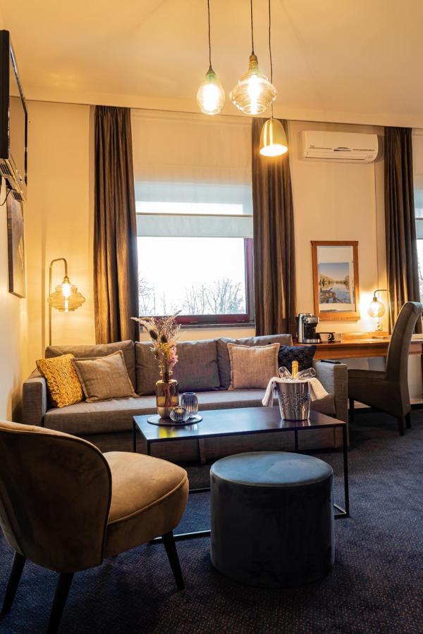 Guesthouse De Wissen ดิลเซน-สตอกเคม ภายนอก รูปภาพ
